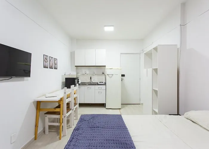 Apartamento Nações 106/112 · Rr 112 - Promoção Perto E Santa Casa *